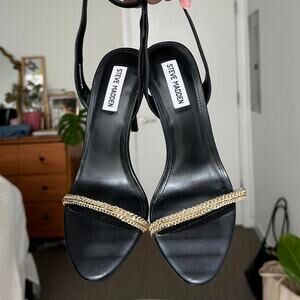 Black chain going out steve